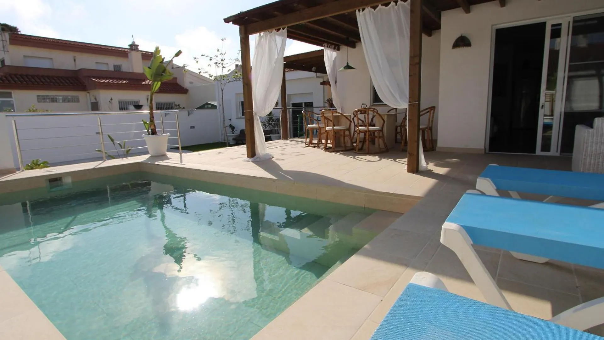 Holiday home Casa Cerca De La Playa, Climatizacion Opcional, Wifi Gratis - Es-184-2 Villa Riumar